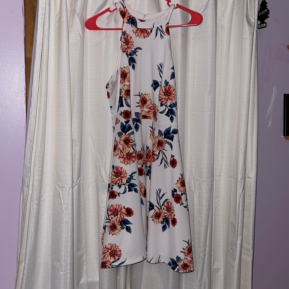 Cute dress just no use for it anymore 🥲
